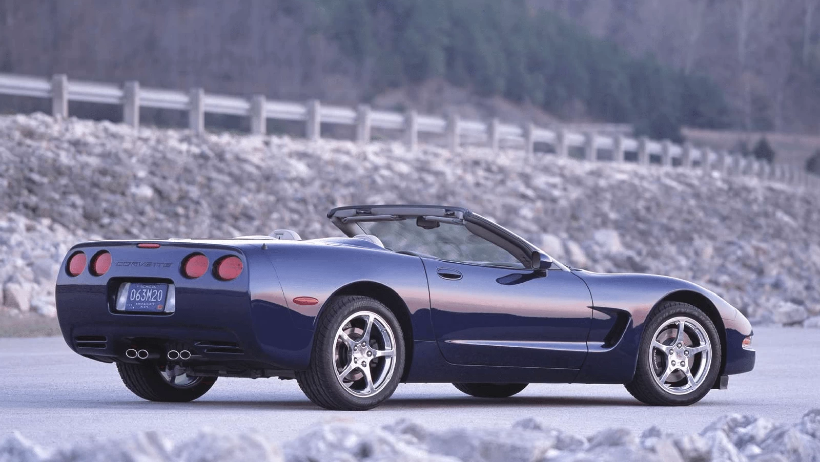 Click to Enlarge-Esc to Close Corvette Generations/C5/C5 2003 Blue rear right.webp